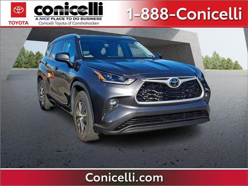Magnetic Gray Metallic 2022 Toyota Highlander XLE