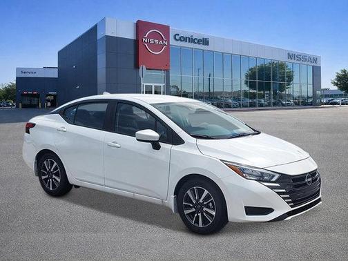 Aspen White Tricoat 2025 Nissan Versa 1.6 SV