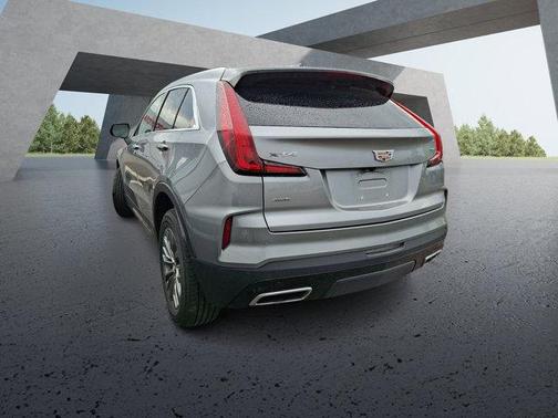 Argent Silver Metallic 2025 Cadillac XT4 Premium Luxury