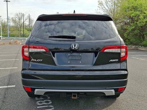 Crystal Black Pearl 2019 Honda Pilot EX-L