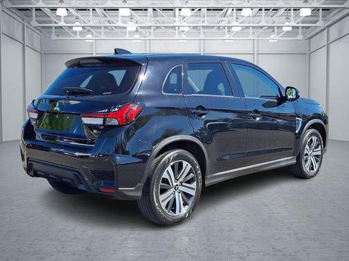 Labrador Black Pearl 2024 Mitsubishi Outlander Sport SE