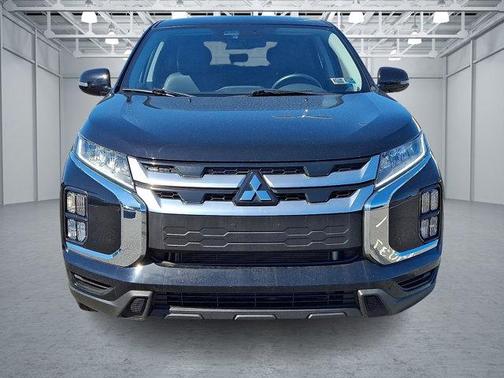 Labrador Black Pearl 2024 Mitsubishi Outlander Sport SE