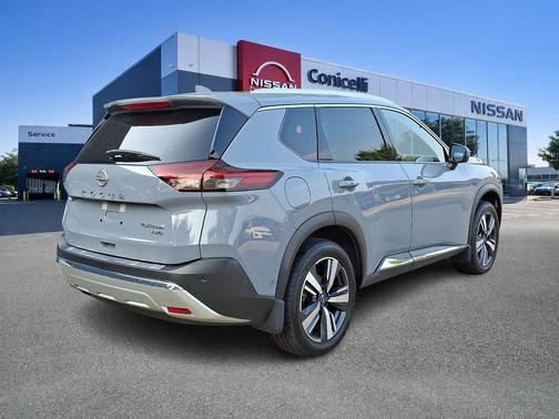 Boulder Gray Pearl 2023 Nissan Rogue Platinum