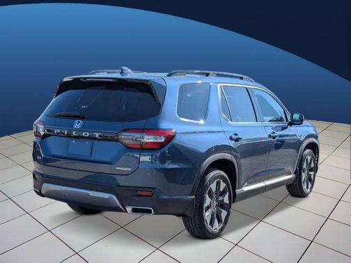 2026 Honda Pilot Touring 8-Passenger