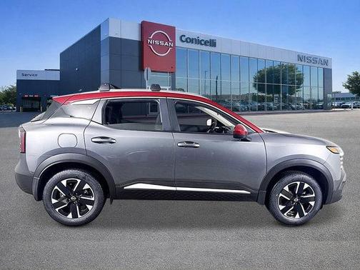 Gun Metallic/Scarlet Ember Tintcoat 2026 Nissan Kicks SV