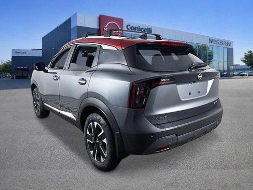 Gun Metallic/Scarlet Ember Tintcoat 2026 Nissan Kicks SV
