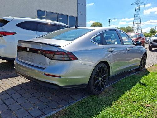 2023 Honda Accord Hybrid Base