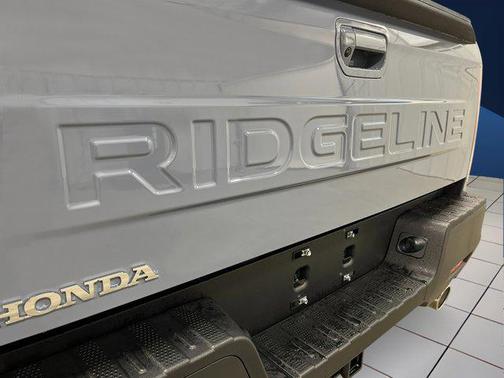 Sonic Gray Pearl 2026 Honda Ridgeline RTL