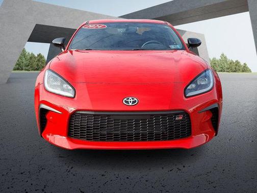 2024 Toyota GR86 Premium