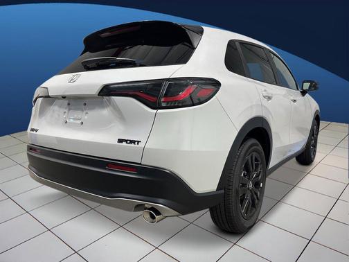Platinum White Pearl 2026 Honda HR-V AWD Sport