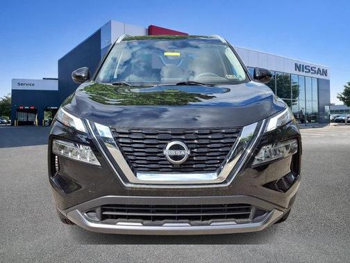 Super Black 2023 Nissan Rogue SL
