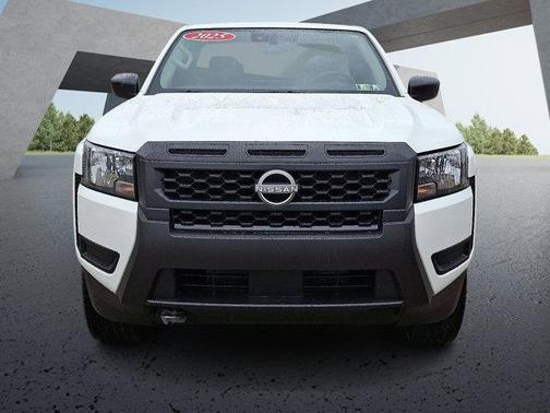 2025 Nissan Frontier S