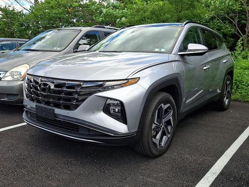 Shimmering Silver 2024 Hyundai TUCSON Plug-In Hybrid Limited