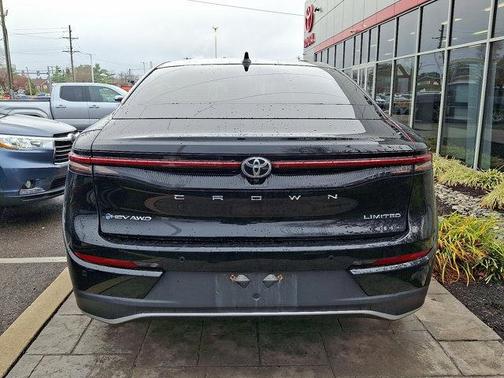 2024 Toyota Crown Limited