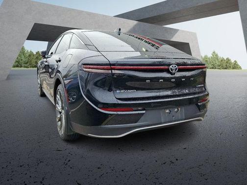 2024 Toyota Crown Limited