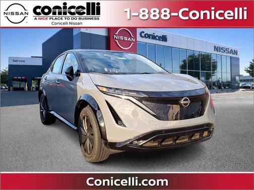 Boulder Gray Pearl/Black Diamond Pearl 2024 Nissan ARIYA EVOLVE+