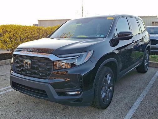 Crystal Black Pearl 2023 Honda Passport AWD EX-L