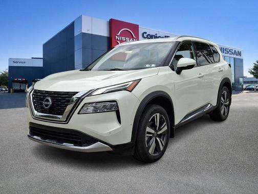 Pearl White Tricoat 2023 Nissan Rogue Platinum