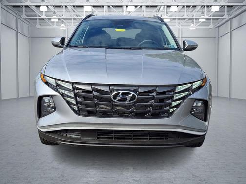 Shimmering Silver 2023 Hyundai TUCSON SEL