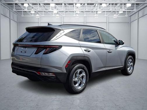 Shimmering Silver 2023 Hyundai TUCSON SEL
