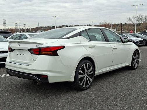 2020 Nissan Altima SR Intelligent AWD