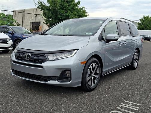 Solar Silver Metallic 2026 Honda Odyssey EX-L