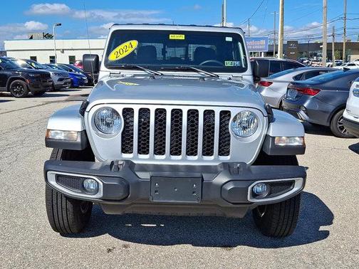 2023 Jeep Gladiator Sport S