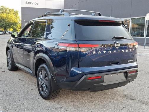 2022 Nissan Pathfinder SV 4WD
