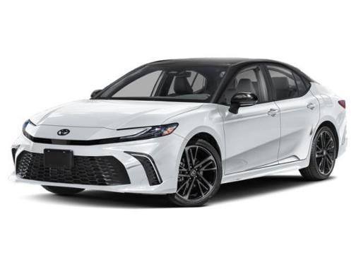 Wind Chill Pearl/Midnight Black Metallic 2025 Toyota Camry XSE