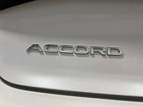 Platinum White Pearl 2025 Honda Accord Hybrid Base