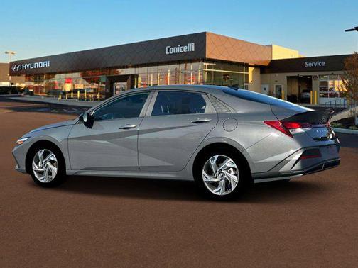 2025 Hyundai ELANTRA Sport