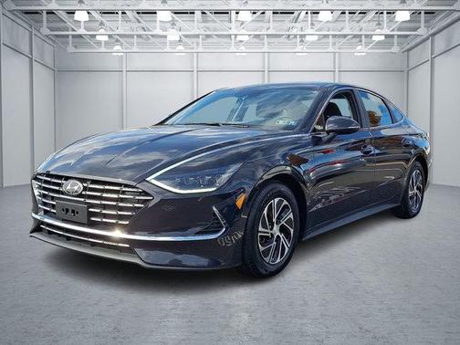 2023 Hyundai SONATA Hybrid Base