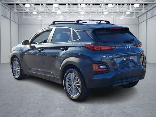 2021 Hyundai KONA SEL Plus
