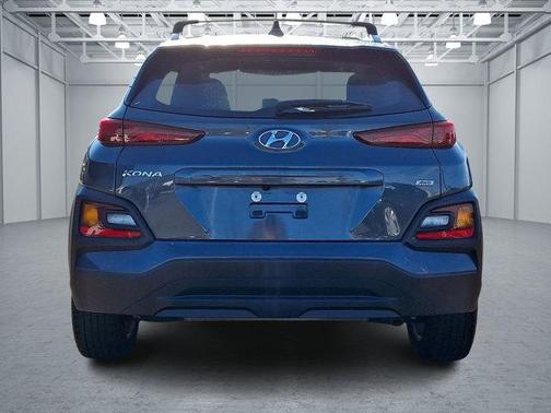 2021 Hyundai KONA SEL Plus