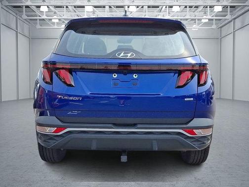 2022 Hyundai TUCSON SE