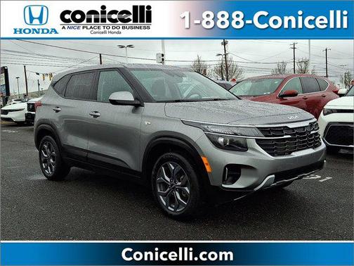 Steel Gray 2024 Kia Seltos LX