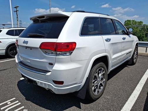 2021 Jeep Grand Cherokee Overland