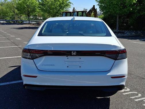 Platinum White Pearl 2024 Honda Accord LX 1.5T