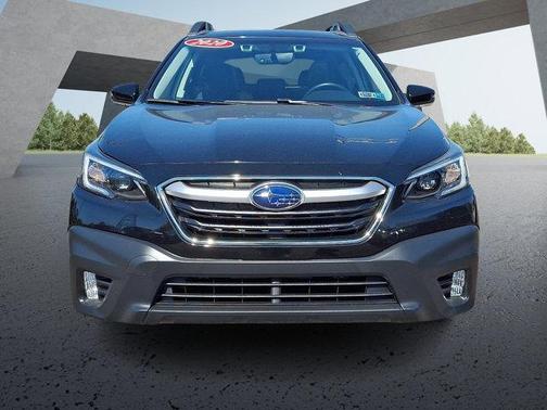 Crystal Black Pearl 2020 Subaru Outback Premium