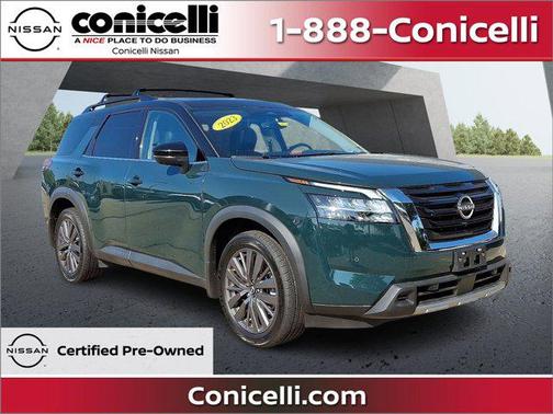 2023 Nissan Pathfinder SL 4WD