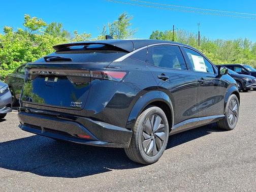 2025 Nissan ARIYA EVOLVE+