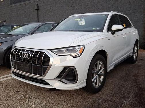 2023 Audi Q3 Premium 45 TFSI S line quattro Tiptronic