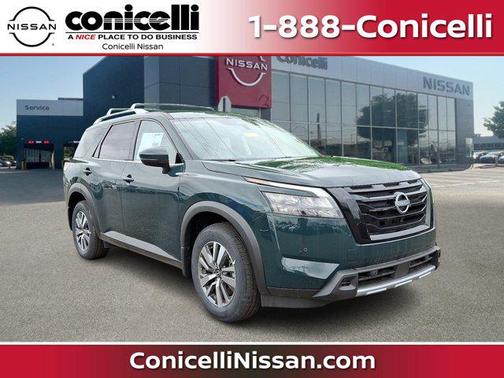 2025 Nissan Pathfinder SL 4WD