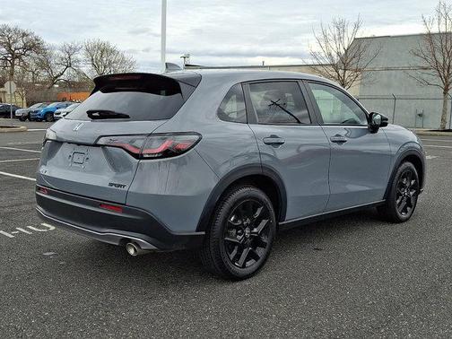 Urban Gray Pearl 2024 Honda HR-V Sport