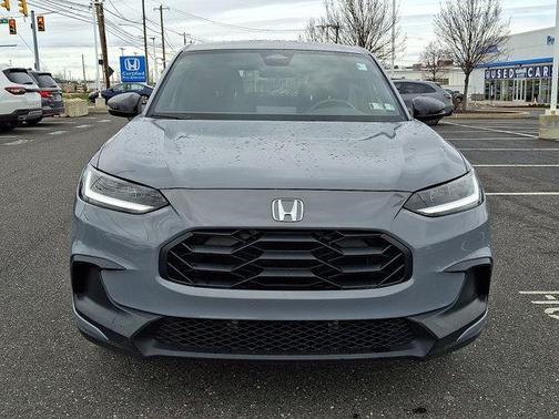 Urban Gray Pearl 2024 Honda HR-V Sport