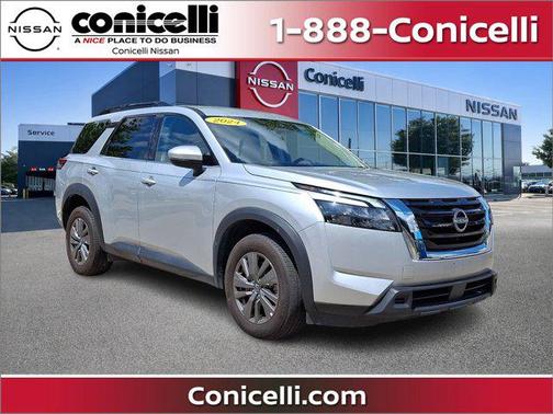 Brilliant Silver Metallic 2024 Nissan Pathfinder SV 4WD
