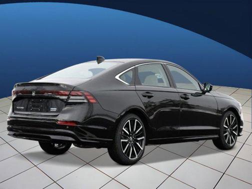 Crystal Black Pearl 2026 Honda Accord Hybrid Touring