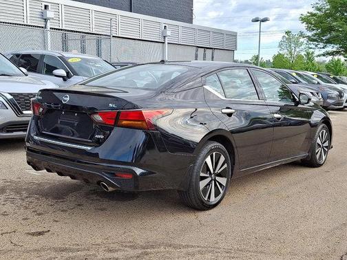 2022 Nissan Altima 2.5 SL