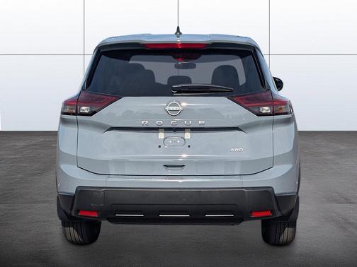 Boulder Gray Pearl 2027 Nissan Rogue SV