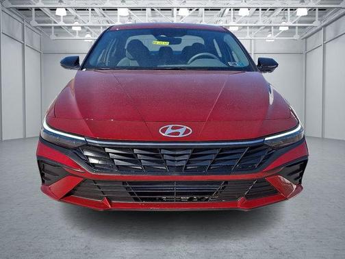 2025 Hyundai ELANTRA Sport